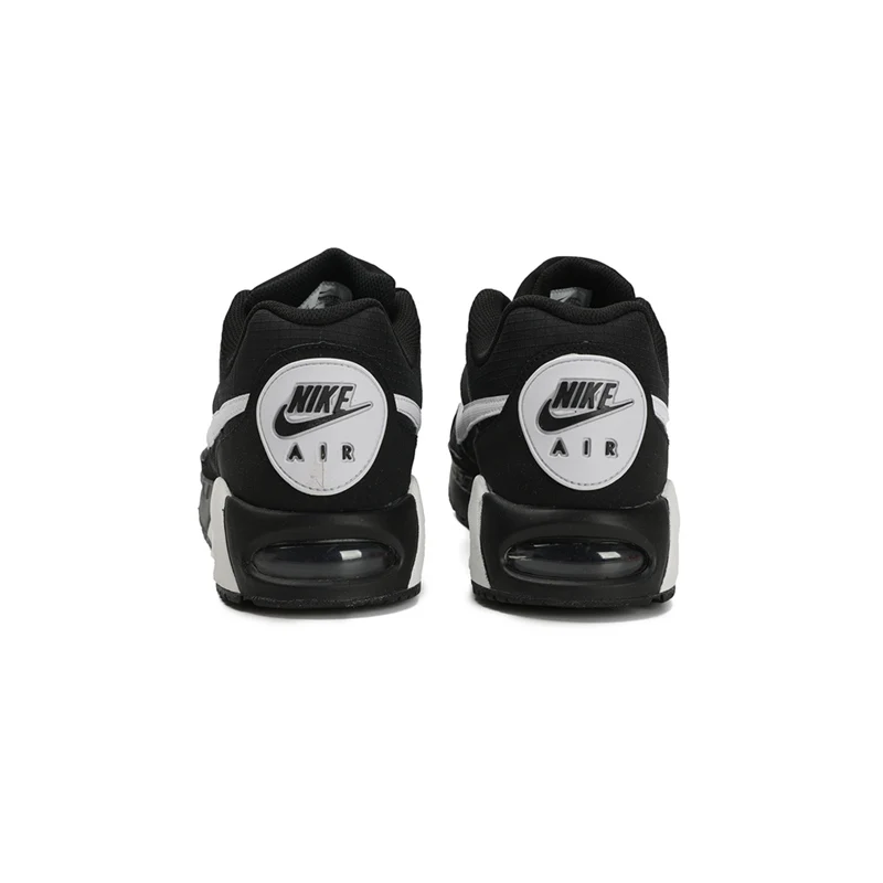 Chaussures Nike-Air Max IVO